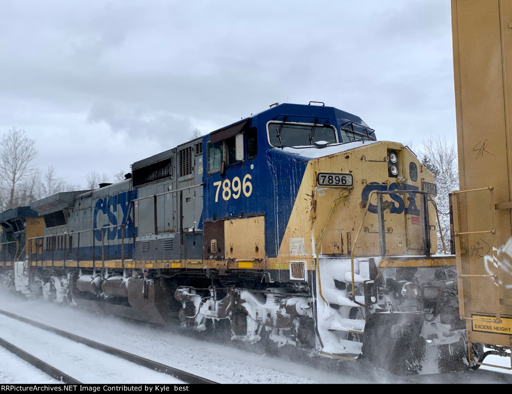 CSX 7896 